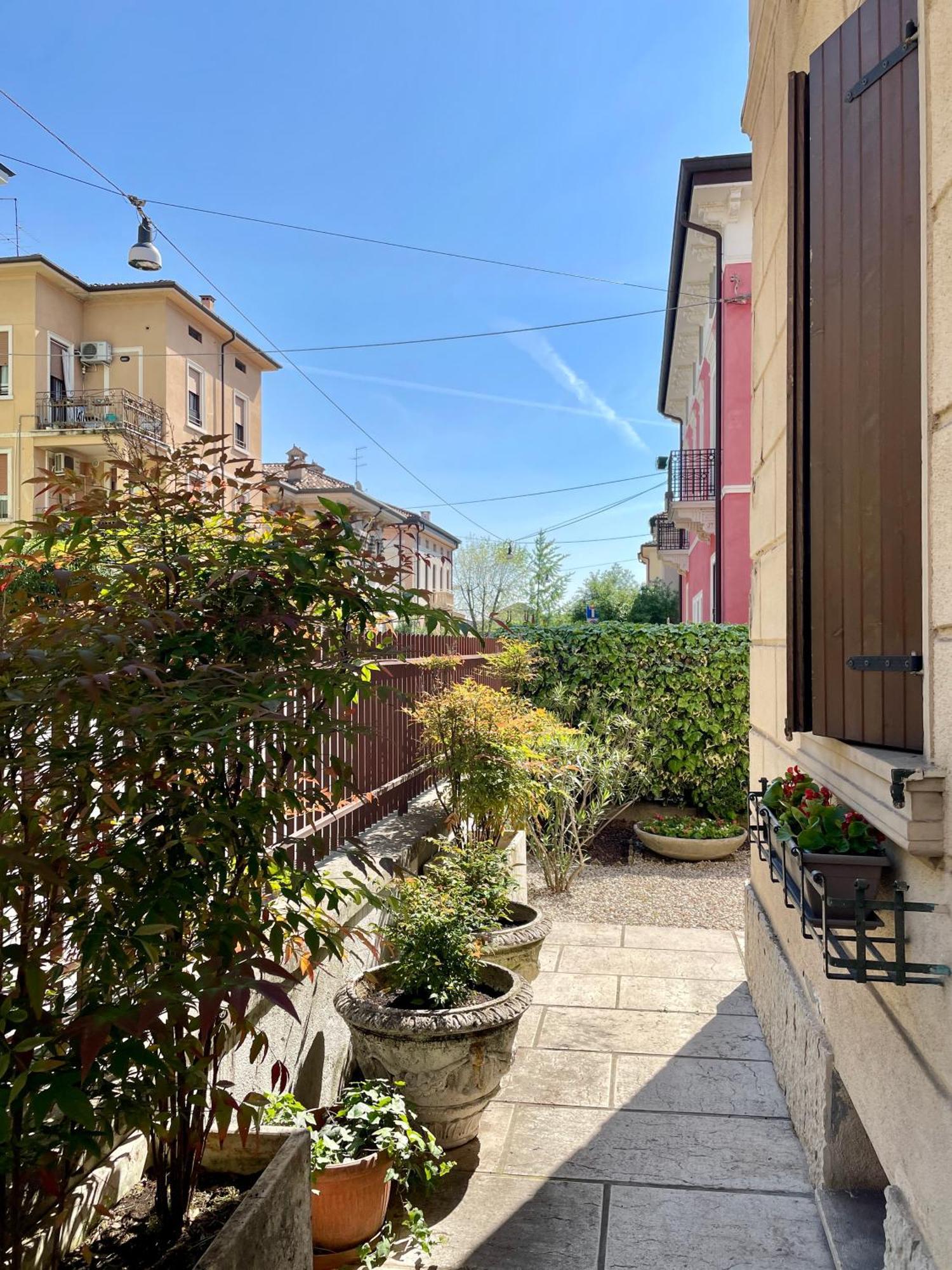 Dimora Montecchi Hotel Verona Eksteriør billede
